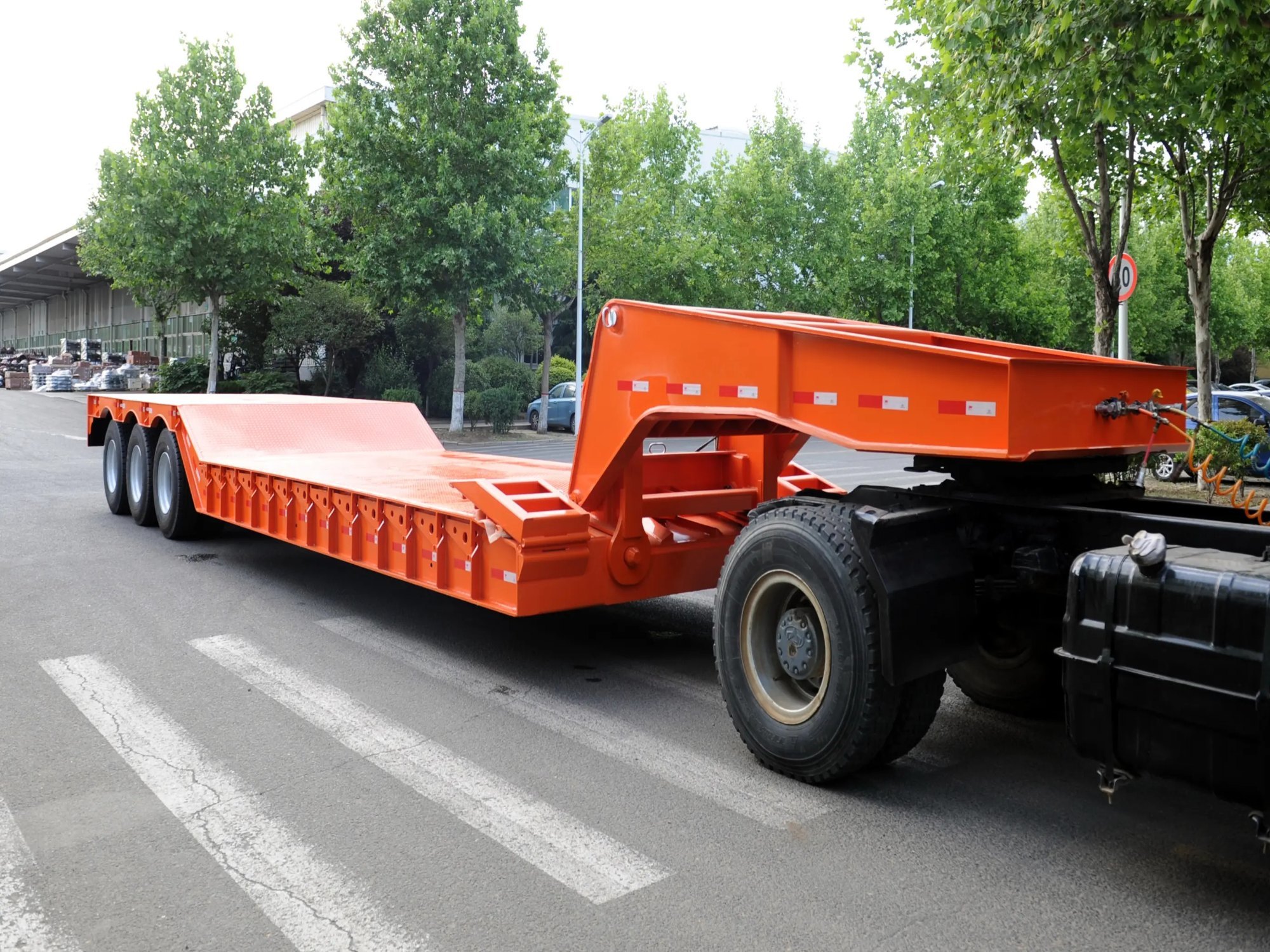 Low Bed Trailer